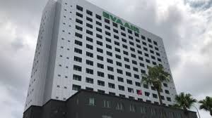 Jun 03, 2021 · （新增：市府明推5千人接種壓力測試） 中央流行疫情指揮中心宣布，台中市今（3日）新增新冠肺炎確診病例5例，除了昨天確診的北屯群聚首例、大坑里72歲老太太（案7527）的次子，以及龍井親友群聚的龍井確診家族（案8758）家屬今天領號，還有3名新增的確診個案。 6j Al21laey1vm