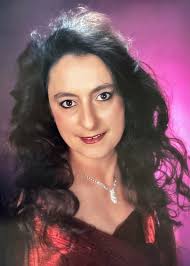 Robin Straughn Compton Obituary April 10, 2024