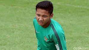 Selanjutnya, zulfiandi (timnas indonesia senior), fachruddin wahyudi aryanto (timnas), satria syahrian abimanyu merupakan salah satu gelandang muda yang memiliki kualitas di lini tengah. Abimanyu Dikontrak Tiga Tahun Oleh Johor Darul Tazim