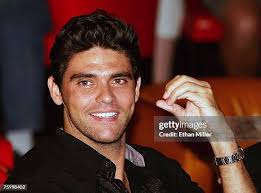 3,118 Amanda Miller Photos & High Res Pictures