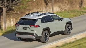 Meanwhile, the pilot also provides a smooth ride, along with a functional. Toyota Rav4 Vs Toyota Highlander Choosing The Perfect Toyota Suv Advantage Toyota Of Valley Stream