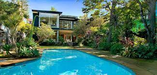 The house is located on the parcel #711301276008000001. Afterpay S Nick Molnar Makes Like A Billionaire Buys Block Next Door For 18 5m