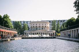Online oder über unsere app buchen. Bassin De La Villette Marin D Eau Douce