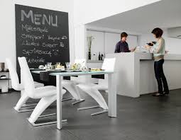 Dank seiner raffinierten konstruktion kann der ausgesprochen formschöne stuhl frei schwingen und unterstützt damit sowohl. Rolf Benz 7800 Stuhle Von Rolf Benz Architonic