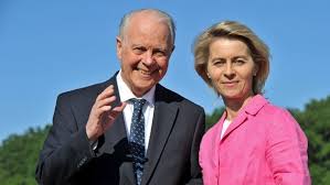 Ursula von der leyen stammt aus der familie albrecht und wuchs bis 1971 in brüssel, anschließend im südöstlich von hannover gelegenen ilten auf. Ernst Albrecht Niedersachsens Lachelnder Landesvater Ndr De Geschichte Menschen