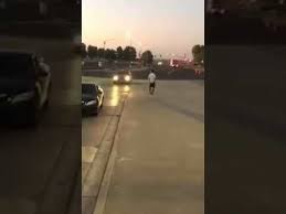 Sheriff Runs From Man After He Is Tased Mountain House Next To Tracy Ca Mountain House Sheriff Tracy California