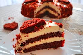 Der kuchen ist soft, cremig und lecker und eignet sich perfekt als dessert, frühstück oder als geburtstagskuchen. Roter Samtkuchen Leckeres Rezept Fur Beliebten Red Velvet Cake