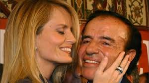 Carlos saúl menem nació el 2 de julio de 1930 aunque, jocosamente, solía sostener que era de 1935. 5 Z7btqiudl5ym