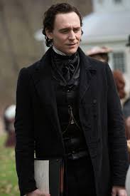 Tom hiddleston est un acteur britannique né en 1981 en angleterre. Crimson Peak Awaits Crimson Peak Tom Hiddleston Crimson Peak Tom Hiddleston