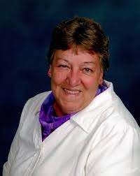 Linda Rutt's Instagram, Twitter & Facebook