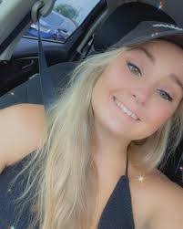 Courtney Corbin's Instagram, Twitter & Facebook