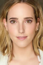 Reparto de Evergreen (película 2020). Dirigida por Paul Goodman