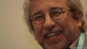 Berlin — turkish journalist can dündar, who lives in exile in germany, was sentenced to more than 27 years in prison by a turkish court wednesday. Exiled Turkish Journalist Can Dundar Reunited With Family In Germany After 3 Years News Dw 15 06 2019