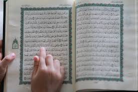 Manusia tanpa pengetahuan tentang asal muasal keberadaannya (mabda`) dan akhir perjalanan hidupnya (ma'ad), tidak memungkinkan baginya untuk mengetahui jalan hidupnya yang benar dalam semua aspek kehidupan. Solusi Dari Berbagai Macam Fitnah Bagian Kedua Bimbinganislam Com