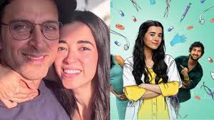 Hrithik Roshan Gives Shout Out To GF Saba Azad After Reviewing Her Web Show  Who's Your Gynac: Should Be Proud Of This