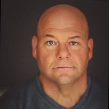 ACTRESS MELISSA CENTER GUEST STARS ON NBC'S “CHICAGO FIRE”