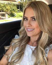 Christina Anstead On Instagram Always A Magical Day With A Fresh Blow Out And Makeup By My Fav Pinkdustcosmetics Hair Makeup Long Hair Styles Hair Styles
