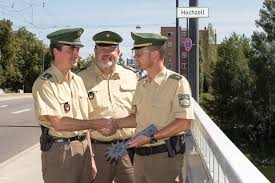 Pin Von Frank Auf German And Austrian Cops Polizei Augsburg Polizeiinspektion
