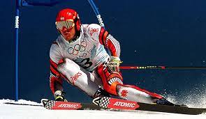 On 13 february 1998, in the downhill at the games in nagano, hermann maier crashed off the course in spectacular fashion, and the images of this made the news all over the world. Olympia 20 Jahre Nach Nagano Als Der Herminator Geboren Wurde