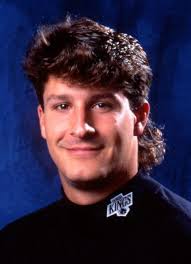 Player photos for the 1989-90 London Knights at hockeydb.com