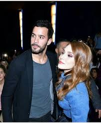 Lihee Adli Kullanicinin Kiralik Ask Love For Rent Panosundaki Pin Unluler Barista Baris