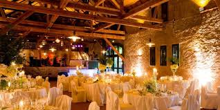 Boho hochzeiten werden seit jahren immer beliebter und das nicht ohne grund. Hochzeitslocation Fur Eine Boho Hochzeit Top 5