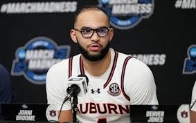 Johni Broome Reacts to Auburn Star Entering Transfer Portal - Yahoo Sports