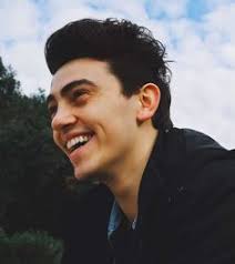 Nella vita degli altri di michele bravi. 10 Idee Su Michele Bravi Brave Cantanti Cantanti Famosi