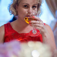 PDF) Niedom. Przekraczanie idei domu rodzinnego w mieszkaniu migracyjnym