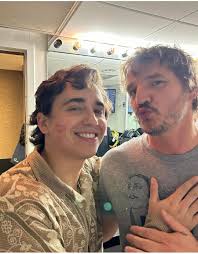 Pedro y Marcelo too cute! : r/Pedro_Pascal