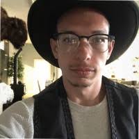 90+ "Lou Simmons" profiles