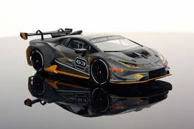 A central dorsal fin is the most obvious. Mr Group At The Official Launch Of Lamborghini Huracan Super Trofeo Evo Mr Collection Models