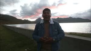 Declaraciones del alcalde Marco Garay del distrito de Marcapomacocha para  revista Nube Roja