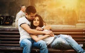 Lovely Sweet Couple Hug Romance On Bench Full Hd 4k Wallpapers Freshwidewallpapers Com Fresh Wid Love Couple Images Love And Marriage Honeymoon Tour Packages
