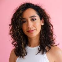 Andrea Mangan's Instagram, Twitter & Facebook