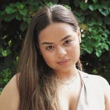 Josephine Fernandez's Instagram, Twitter & Facebook