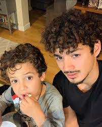 Cody Li's Instagram, Twitter & Facebook