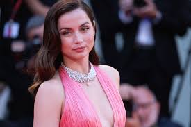 The Hollywood Gossip