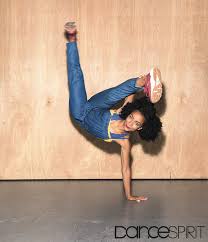 Some Might Say Charlize Glass Fame Kicked Off With A Single Three Letter Word In 2014 Beyonce Shared A Video Of The Then 12 Y Dance Outfits Mtv Videos Dance