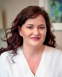 Gin Cooley's Instagram, Twitter & Facebook