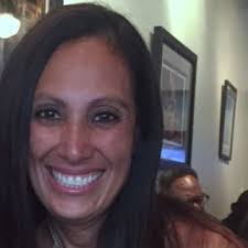 Jami Gibson's Instagram, Twitter & Facebook