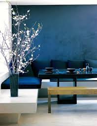 Wand Streichen In Farbpalette Der Wandfarbe Blau Wande Streichen Haus Deko Dekor