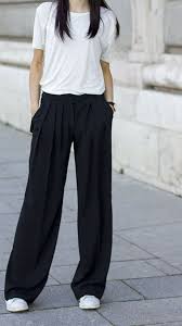 Black And White Square Pants Outfit Ideas Hugedomains Com Shop For Over 300 000 Premium Domains Wide Pants Outfit Palazzo Pants Outfit Square Pants Outfit Casual