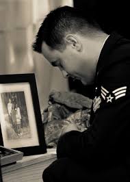 Memorial service honors, remembers fallen EOD tech > Eglin Air Force Base >  Article Display