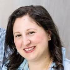 Lauren Sikora's Instagram, Twitter & Facebook