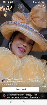 Hey Queens! Don't you just love a good fedora hat 😍 Have a blessed day  🙏🏽