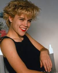 Christine Elise's Instagram, Twitter & Facebook