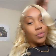 Heidi Thibodeau's Instagram, Twitter & Facebook