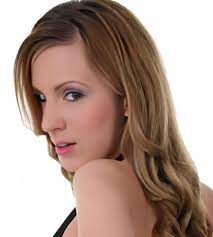 Olga Barz (Actress) Age, Weight, Biography, Boyfriend, Height, Wiki and  More - SCHOOL TRANG DAI