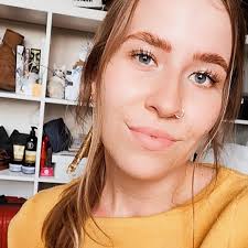 Naomi Webster's Instagram, Twitter & Facebook